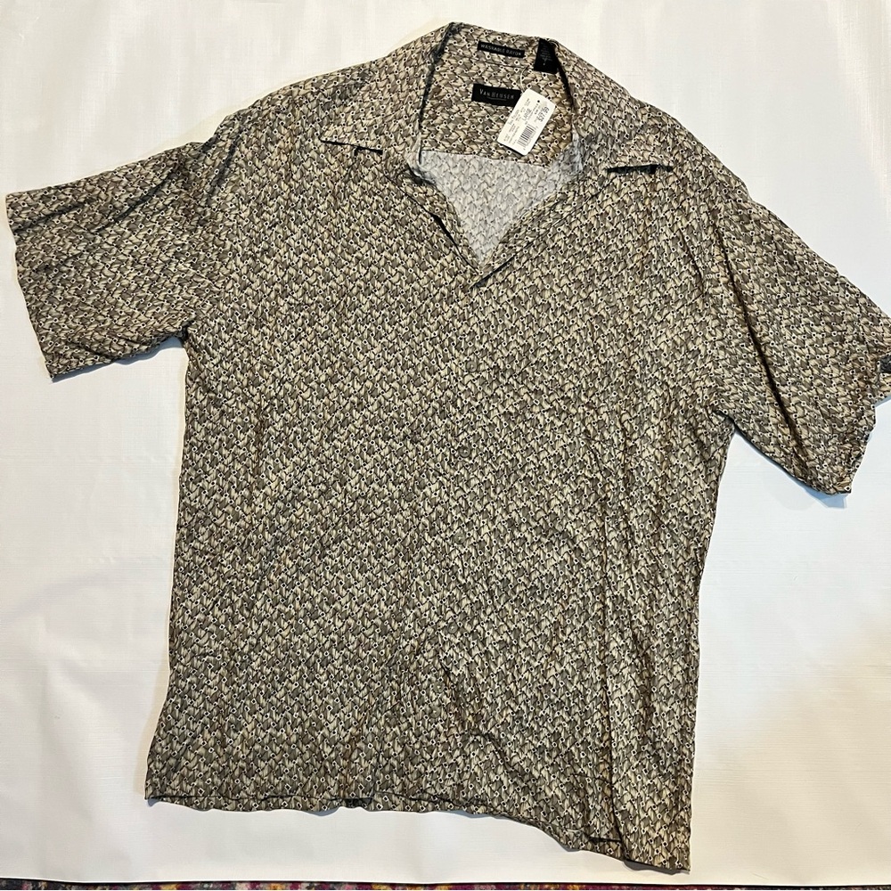 Van Heusen Men's Patterned V Neck Rayon Shirt